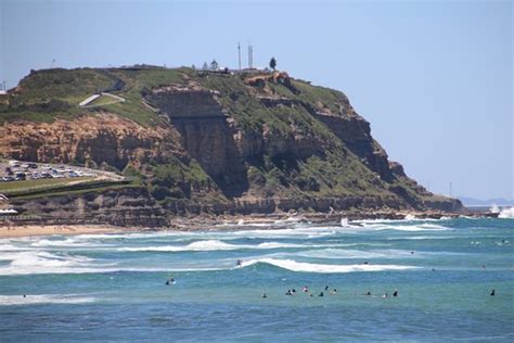 THE 10 CLOSEST Hotels to Merewether Beach .